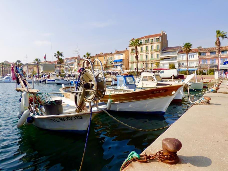 Bandol Roc Beach Vue Mer Grand T3 Face A La Plage Avec Parking Exterior foto
